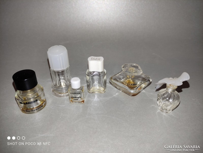 Különleges mini parfümös üveg 5 darab kedvező darabár  Jill Sander NEM elérhető