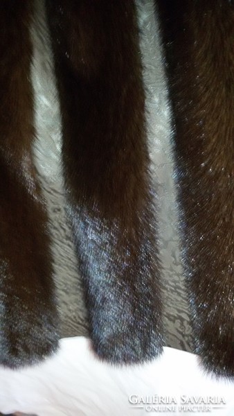 Premium quality, handmade, mahogany colored mink fur