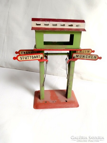 Antique old Bing railway station road direction indicator stand board No. 0 railway train model field table 1925-34