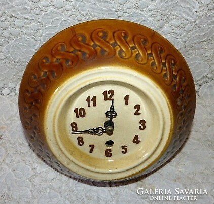 Ceramic clock, Zsolnay Kaspó.