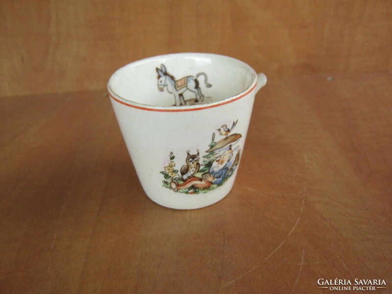 Granite kispest ceramic cup small mug damaged