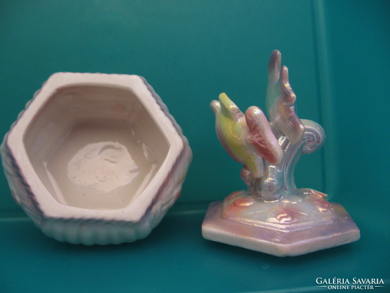 Lustrous herringbone porcelain jewelry sugar box