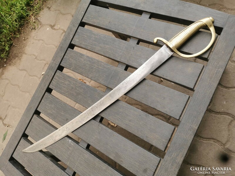 Old gendarme or artillery sword 2