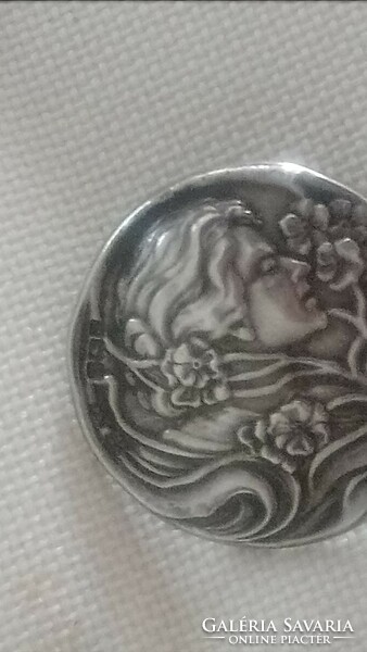 Antique silver Art Nouveau period button decorated with a female portrait, hallmarked, master-marked