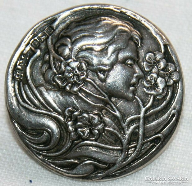 Antique silver Art Nouveau period button decorated with a female portrait, hallmarked, master-marked