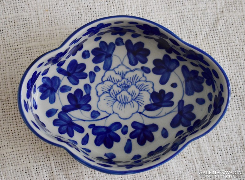 Old porcelain bowl 14 x 10.5 x 3.5 cm blue white oriental, Asian lotus flower pattern