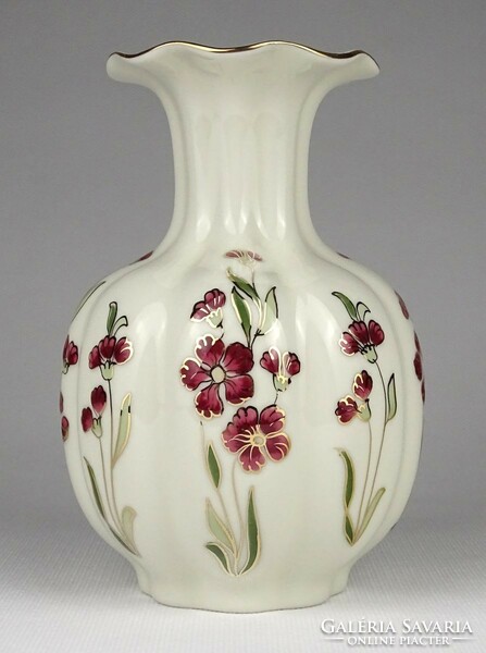 1M789 butter colored Zsolnay porcelain chipped vase flower vase 15 cm