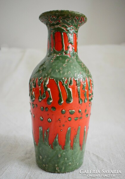 Retro old glazed ceramic vase 25 x 10.5 cm judged
