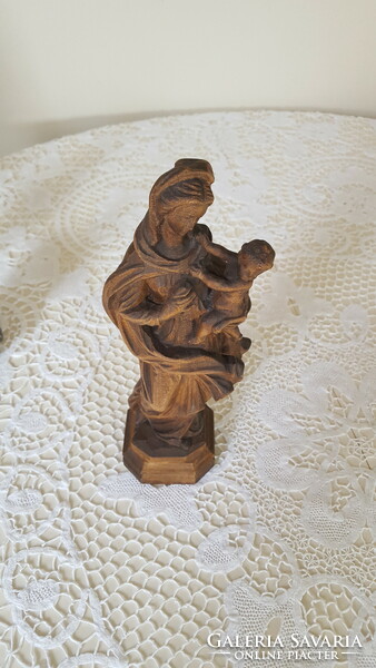 Carved Virgin Mary with her baby
