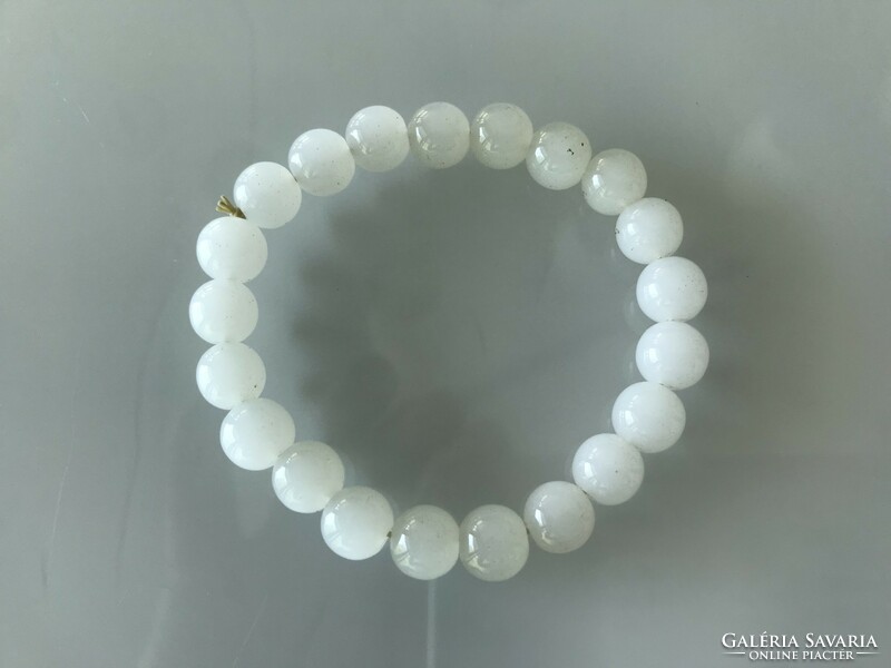 Milk quartz bracelet, 6.5 cm diameter