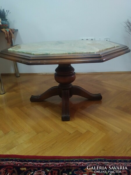 Beautiful, flawless octagonal onyx table for sale