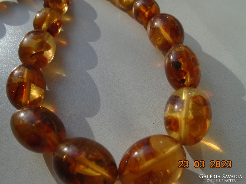 Necklace made of amber beads