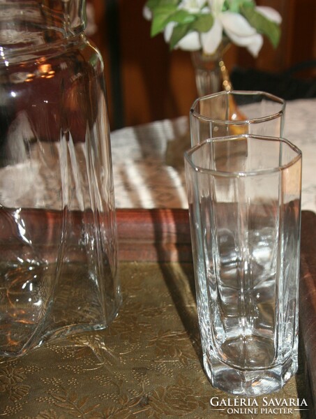 Vastag üvegkancsó 5 többszögletű pohárral