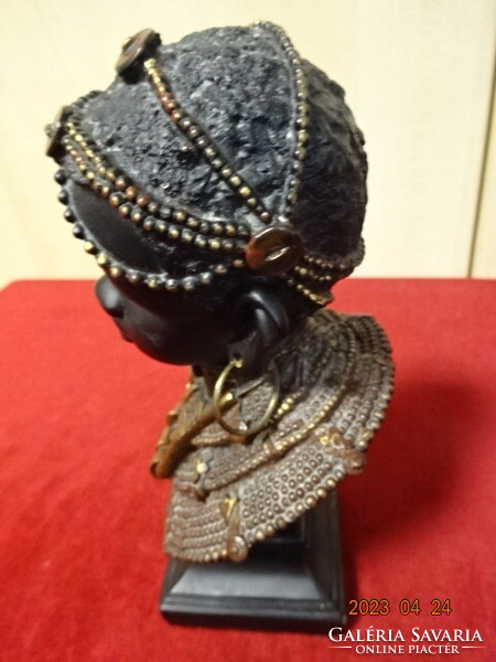 African child's head with jewelry, height 18 cm. Jokai.