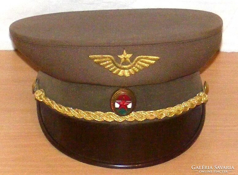 Hungarian military police officer's plate cap
