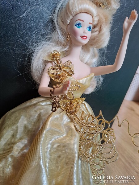Barbie porcelán gold sensation 1993