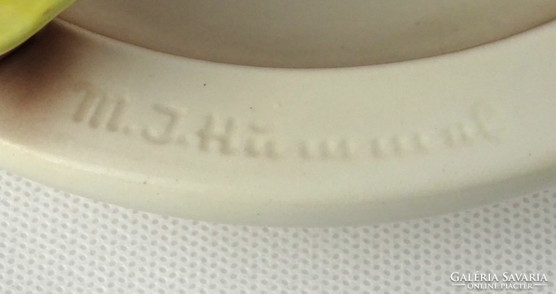 1L777 Régi Hummel porcelán hamutál oldalán kisfiú és holló