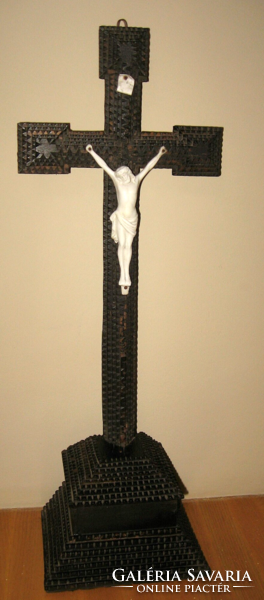 Antique large beautiful tramp art crucifix 60 cm high