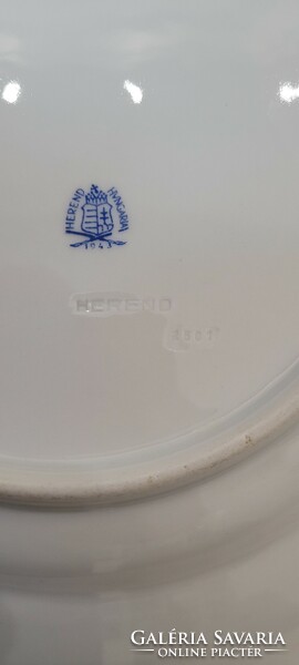 Herend plates with coat of arms. 25 cm.