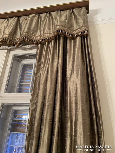 100% Antique gold silk blackout curtains + tufted drapery dupion dupioni designers guild