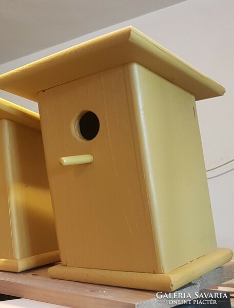 Bird house