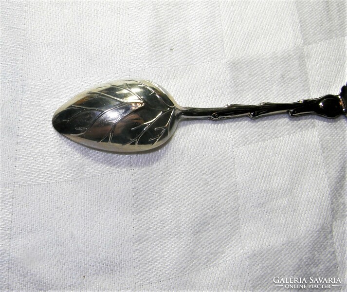 Memorial spoon - with portrait of Charles de Gaulle