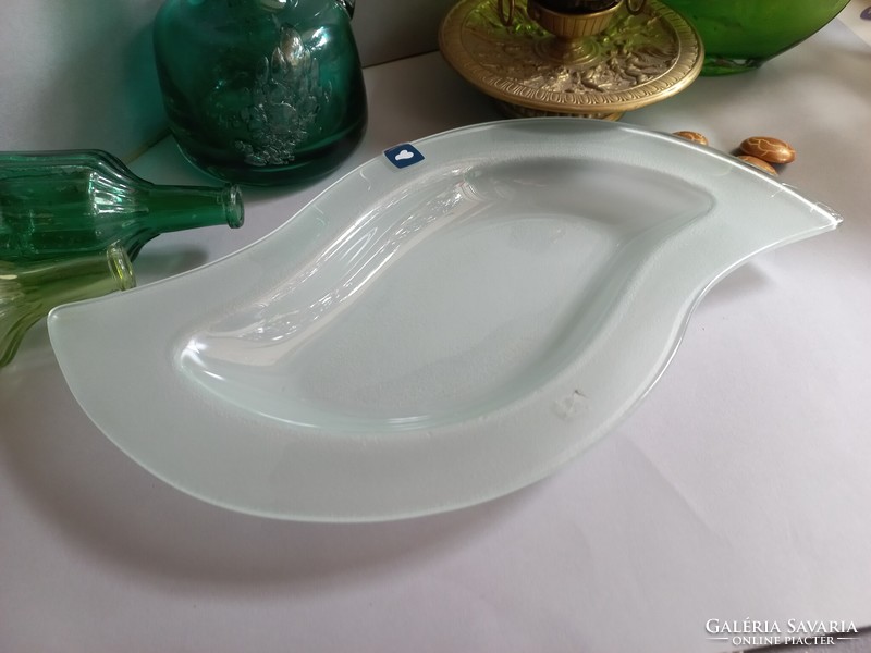 Leonardo handmade glass bowl, serving dish, centerpiece