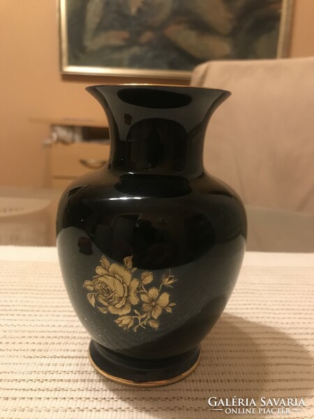 Fekete arany hollóházi porcelán váza
