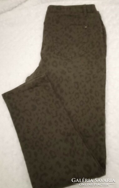 Pants with panther pattern, size 44
