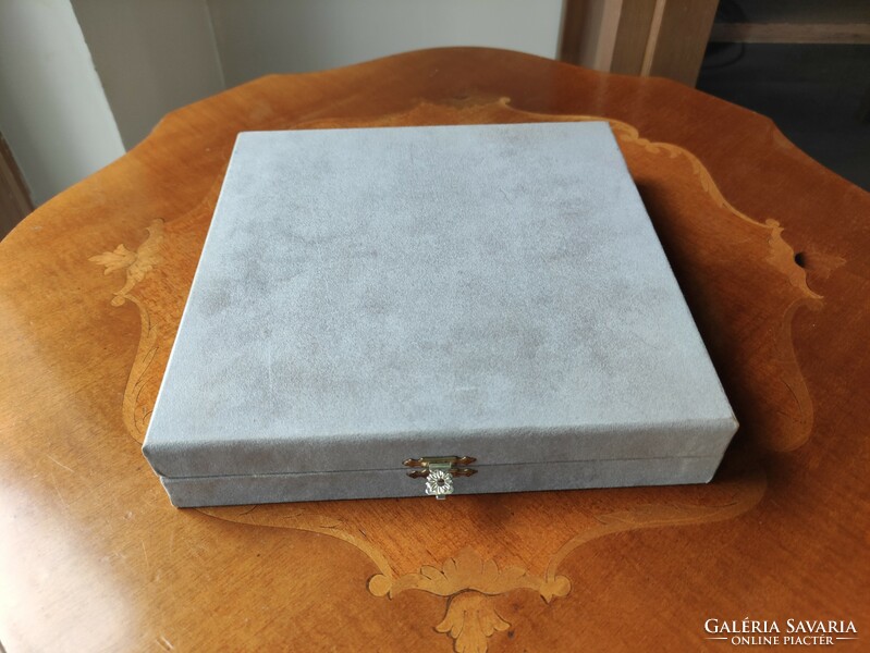 Silver gray velvet plaque medal award jewelry etc. Decorative box, large size