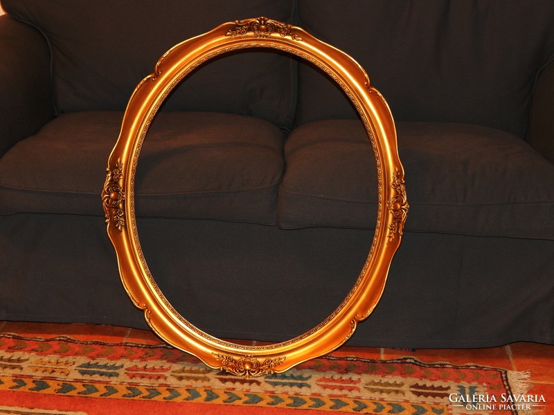 Oval frame 80x68 cm, gift with quality tapestry