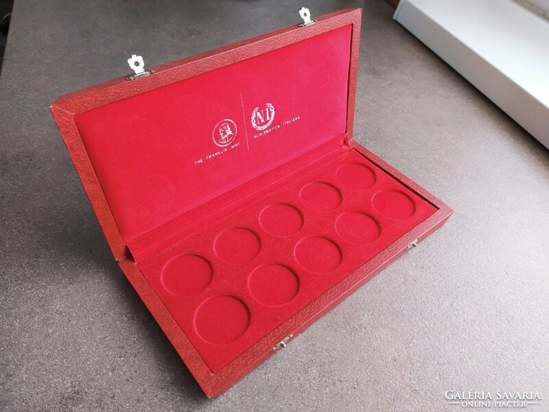 Rare premium gift box for Tunisian commemorative coins (id77123)