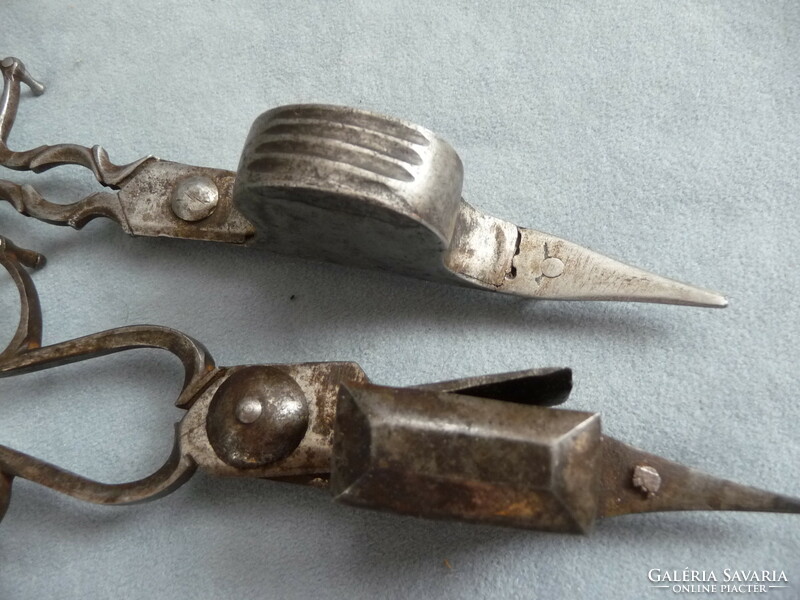 1 Antique 19th century candle knocker scissors wick cutter candle knocker wrought iron