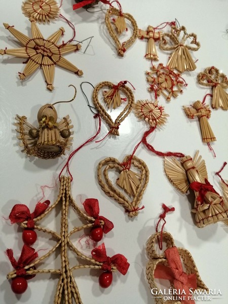 Straw Christmas tree decorations - handmade