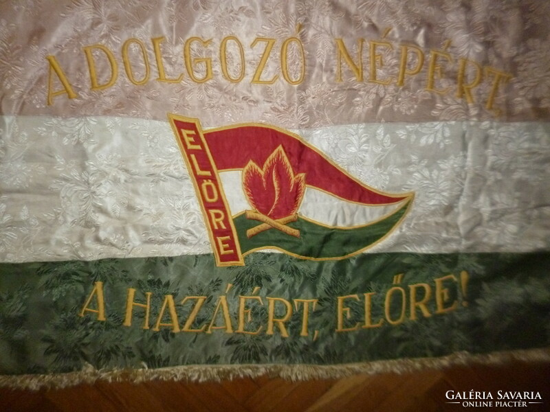 Old large 105cm flag of Tamás esze pioneering team tildy 1947