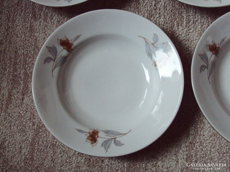 Retro régi porcelán mély tányér virág mintás 4 db SD jelzés, Bulgária bolgár gyártmány