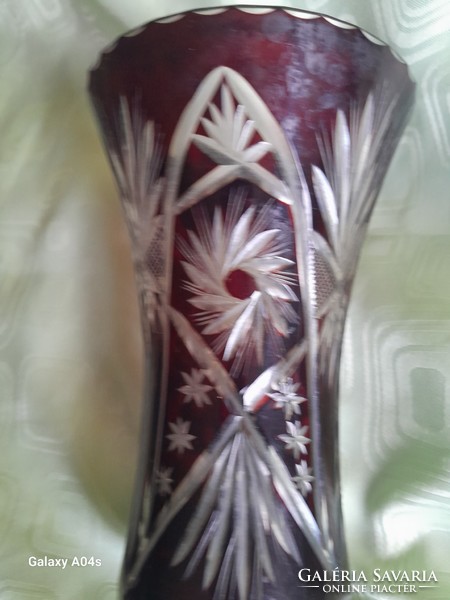 Bordó csiszolt váza