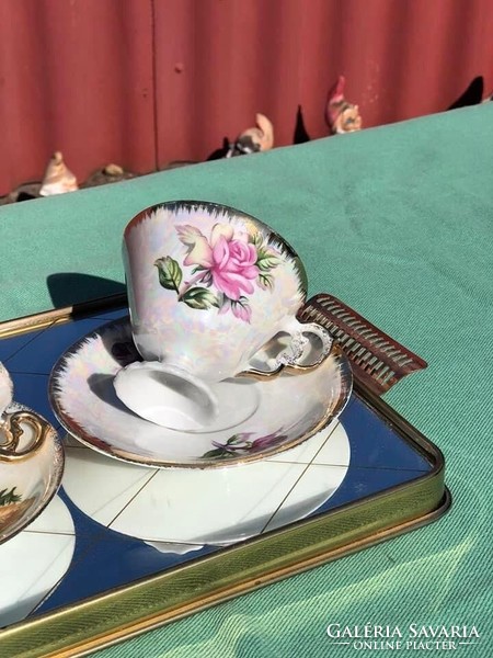 Gyönyörű elegáns lüsztermázas aranyozott virágos csésze  teáscsésze kávéscsésze