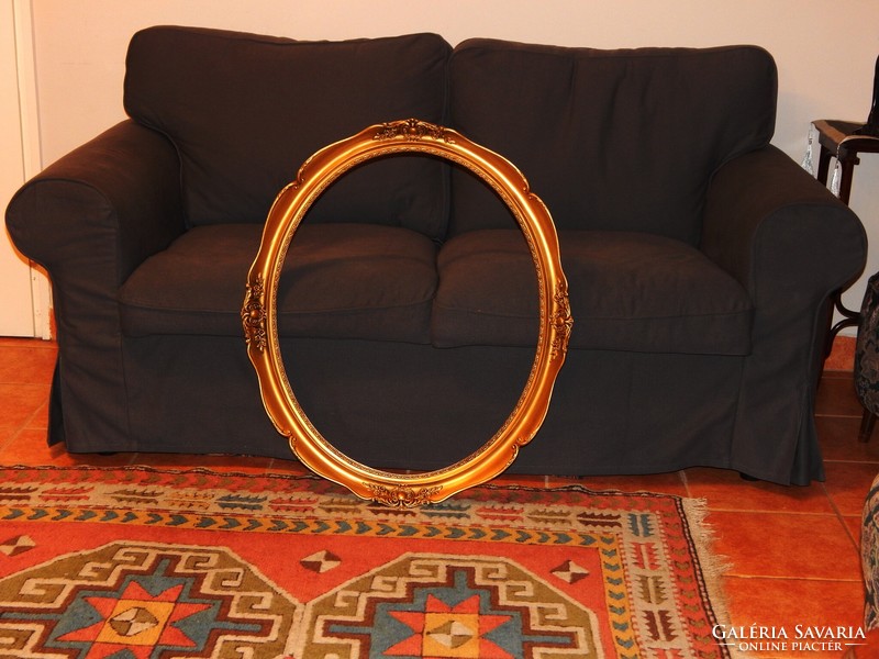 Oval frame 80x68 cm, gift with quality tapestry