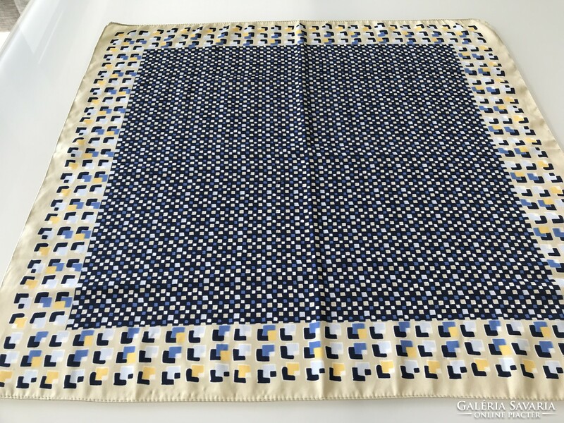 Small checkered scarf with blue, beige and yellow colors, 58x57 cm