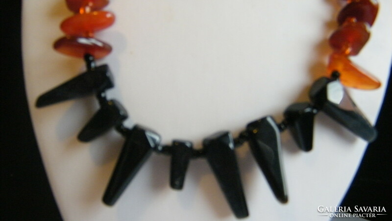 Carnelian and black agate necklace