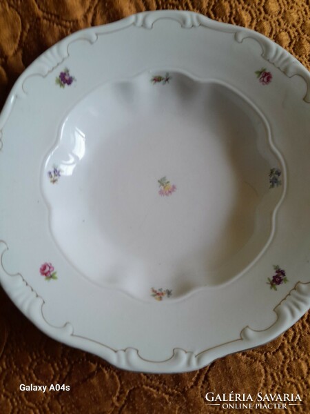 Zsolnay baroque feathered plate
