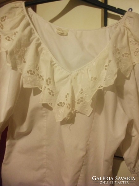 Women's vintage style beautiful madeira embroidered white blouse