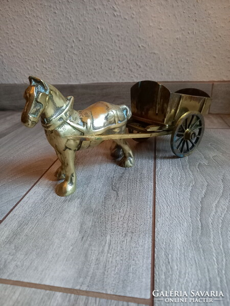 Patinated antique copper statue: horse-drawn chariot (30.8x14x10.5 cm, 2556 grams)