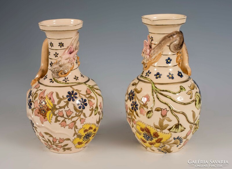 Schütz cilli - a pair of decorative jugs with plastic dragon ears