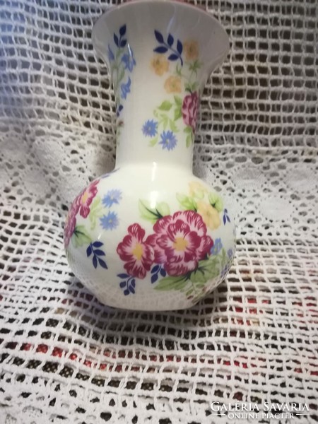 English vase