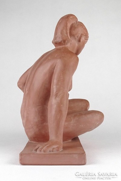 1M832 Ifj. Fekete Géza terrakotta ülő nő szobor 1978