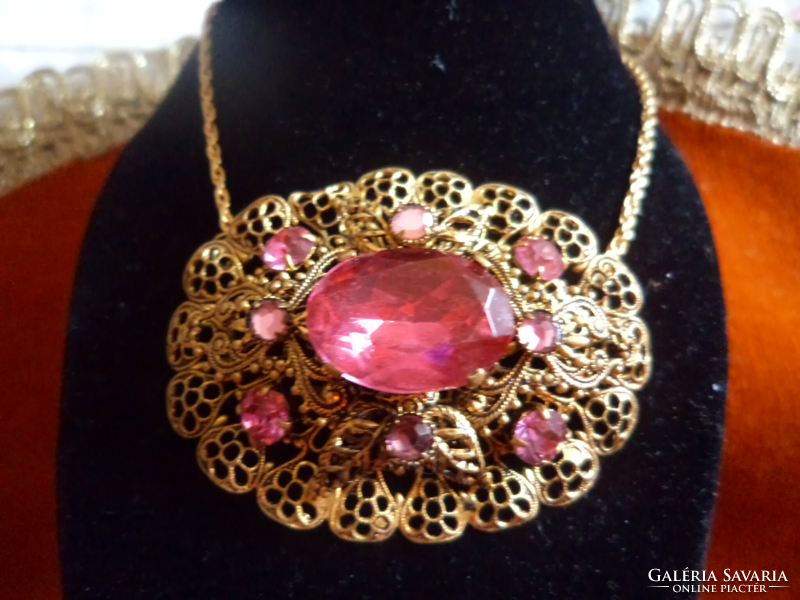 Collectible antique filigree brooch with pink stones, large size