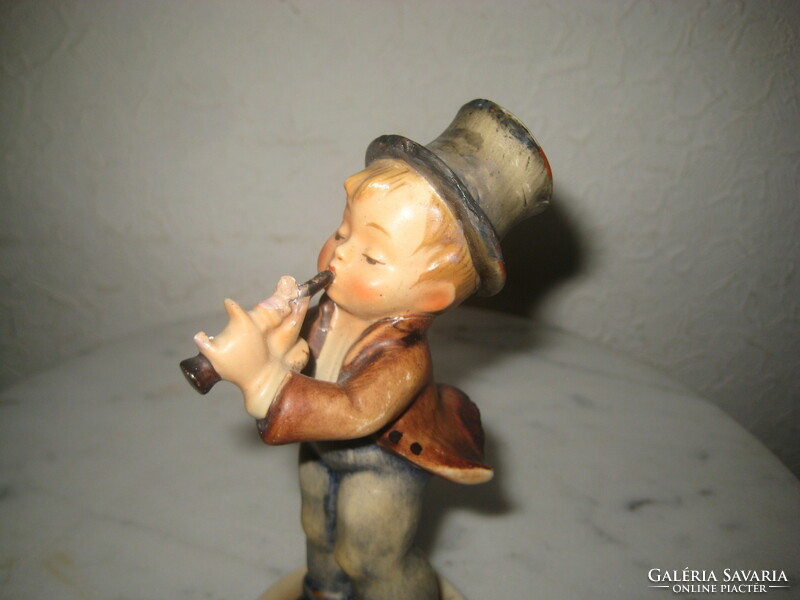 Hummel  a trombitás fiú  , 12 cm