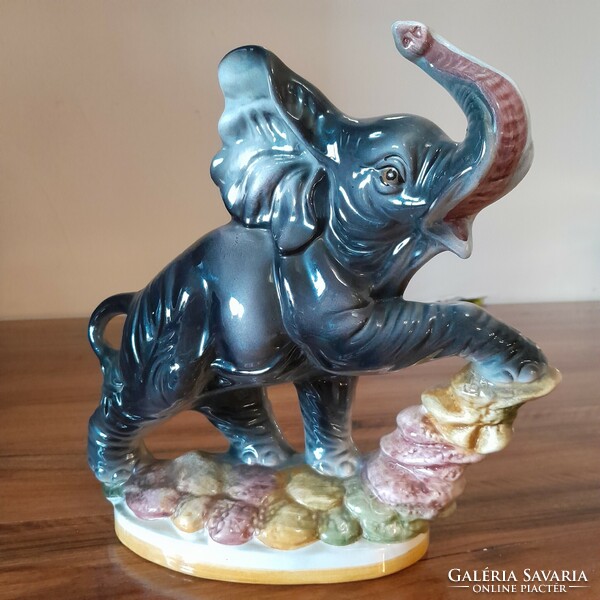 Porcelain elephant figure